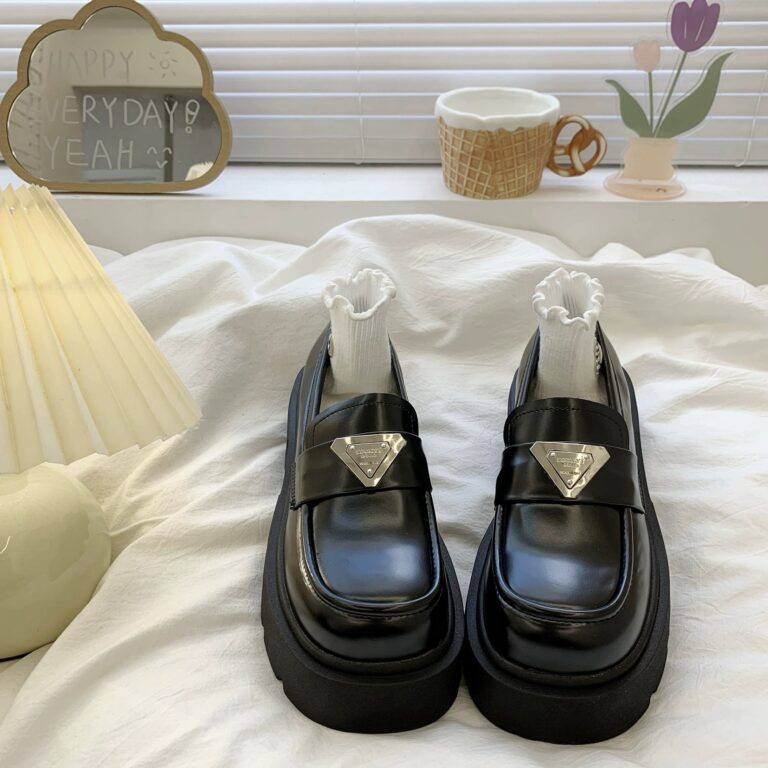 Loafer • 113